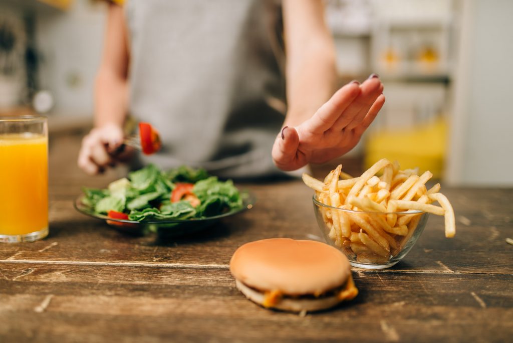 Dobra i zdrowa dieta odchudzająca: jak mądrze i smacznie się odchudzić?